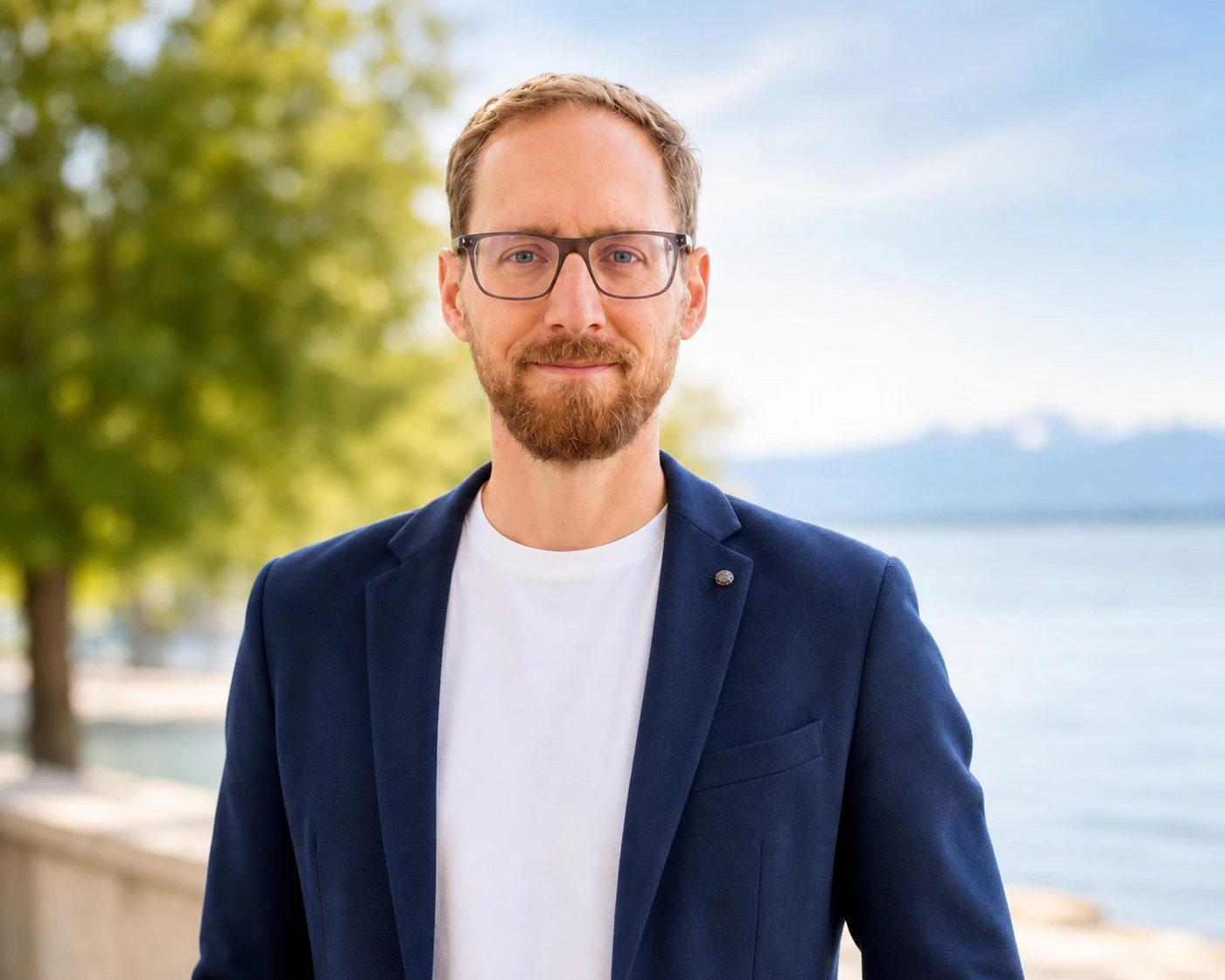 Arne Locher, Versicherungsfachmann in Lindau